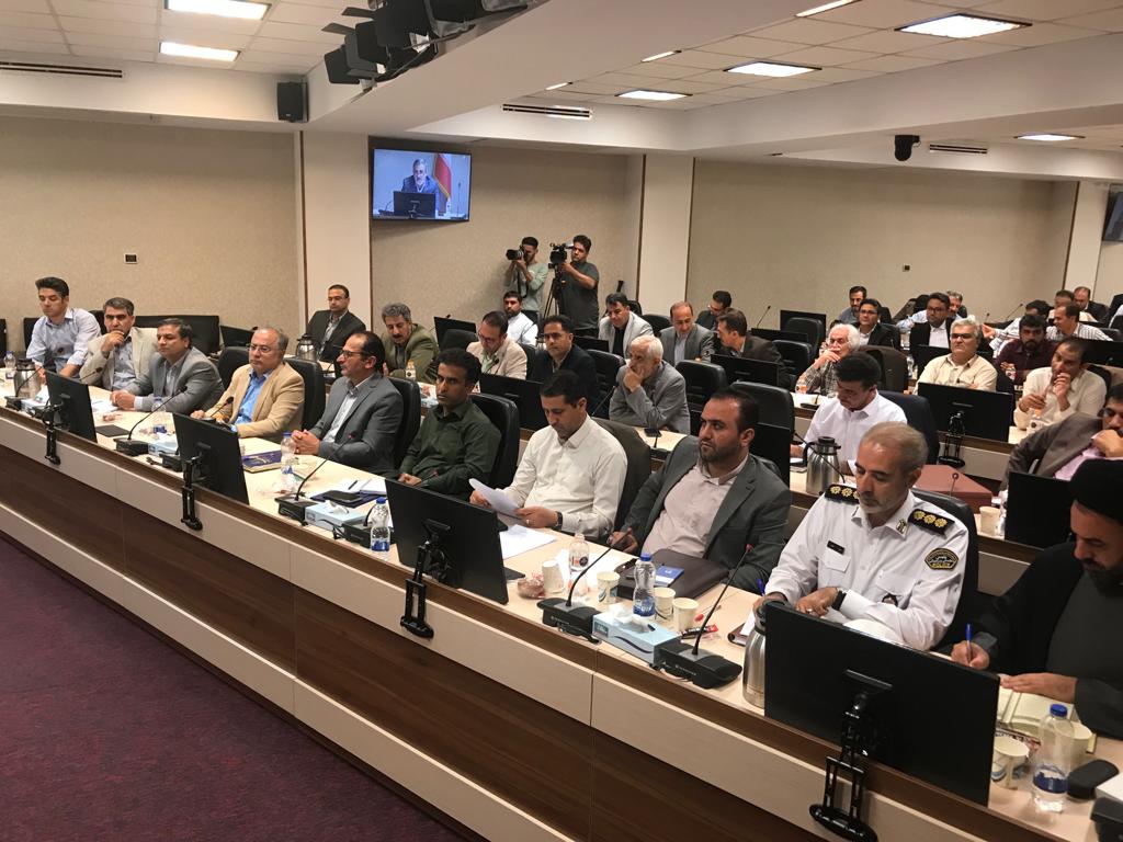 b2756b07 57b2 4a46 bd84 12cf3f3660d4